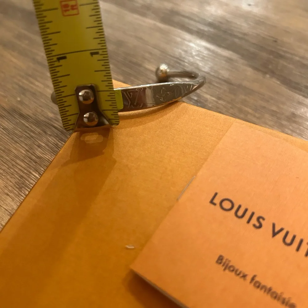 Louis Vuitton Silver Tone Monogram Jonc Cuff Bracelet M - Picture 13 of 17